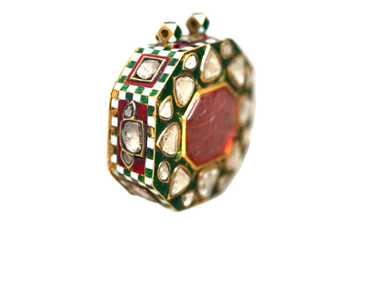 ANTIQUE OCTAGONAL ENAMELLED GOLD CASE, 1750-1800