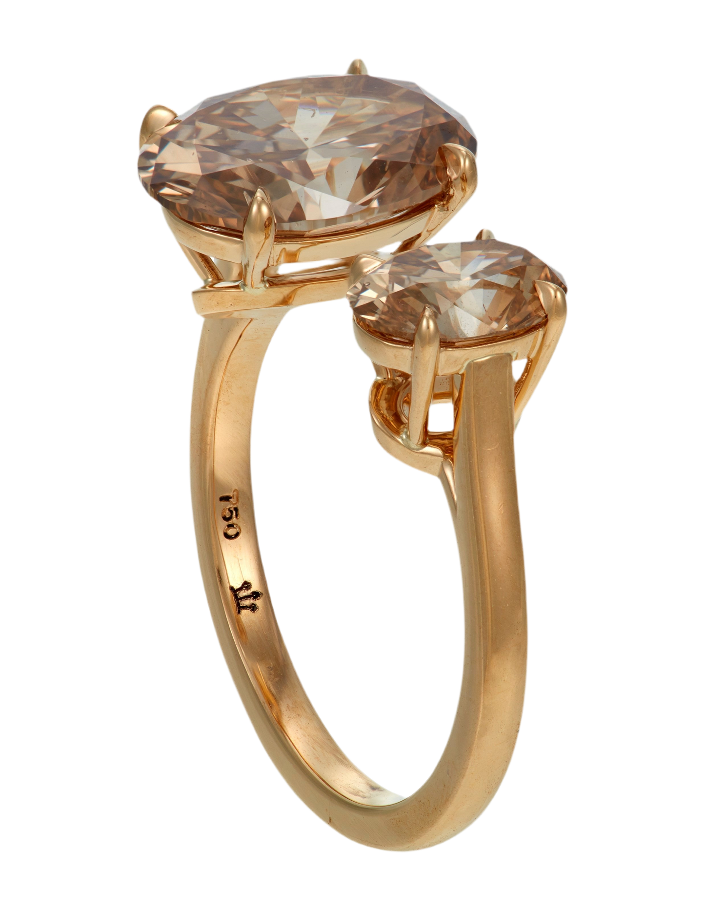 FANCY COGNAC-CINNAMON COLORED DIAMOND RING, 18K GOLD